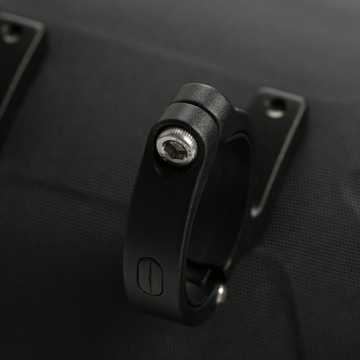 Explore Handlebar Pack Bolts - Small