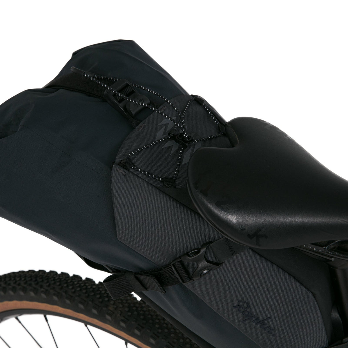 Explore Seat Pack