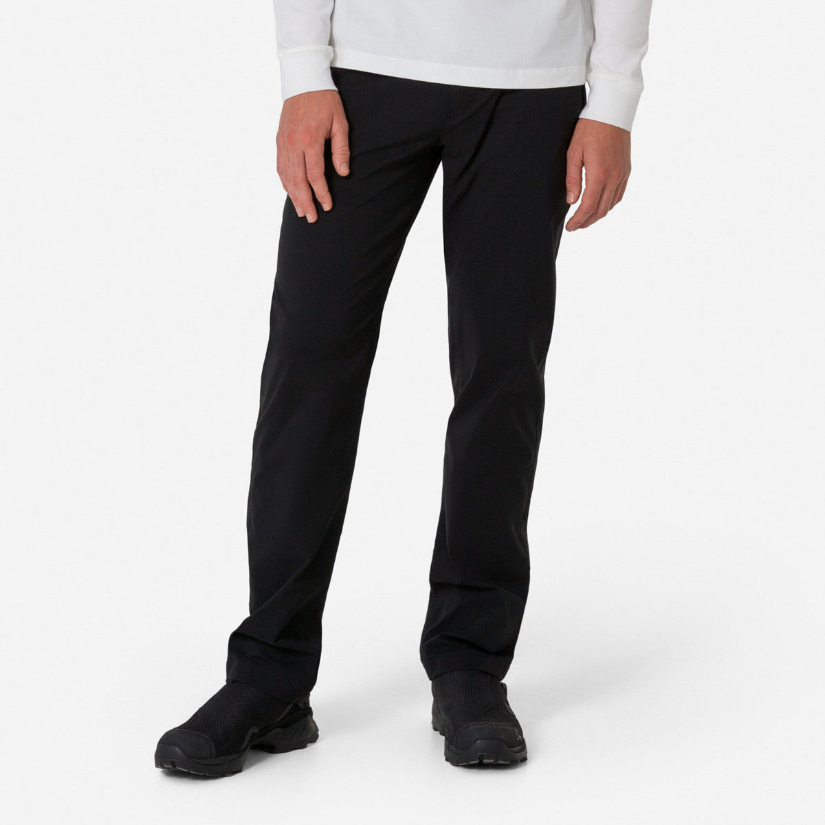 Tech Chino Pant